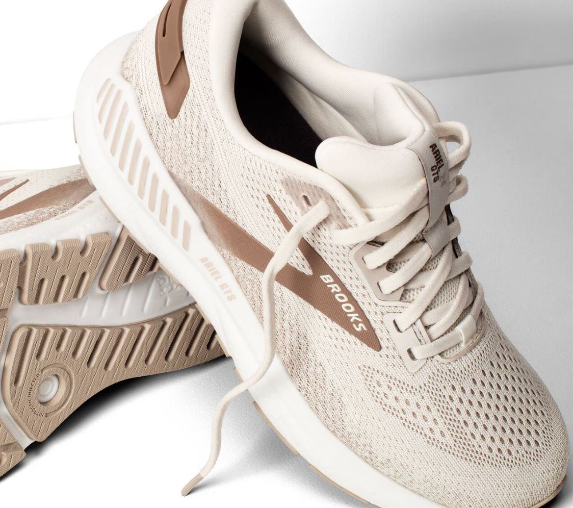 Women's Ariel GTS 24