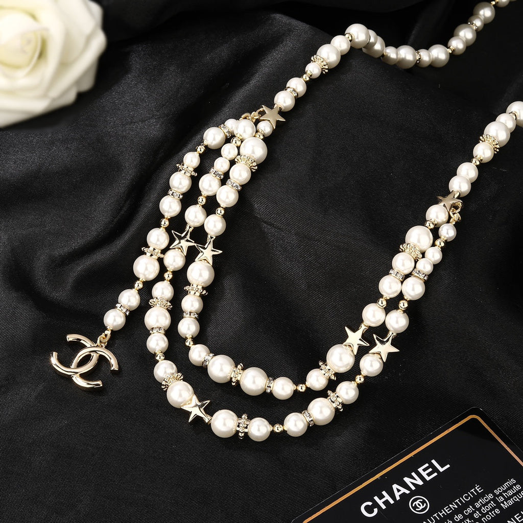 CHANEL 25S CHAIN BELT IN WHITE PEARL 612712