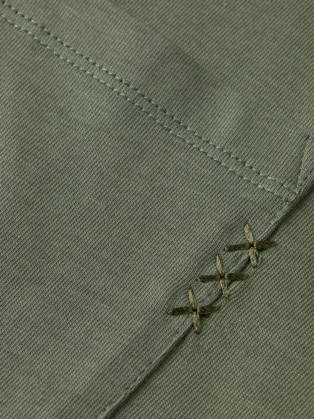 S&S Core Loose-Fit 3 Crosses Tee