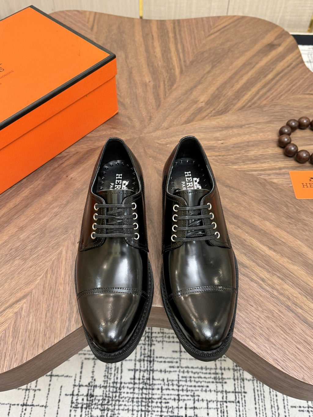 Hermès Polished Leather Lace-Up Dress Shoes
